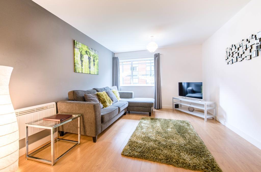 Inspired Apartments Salford  Luaran gambar
