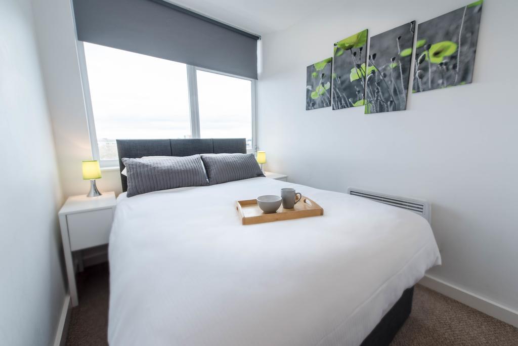 Inspired Apartments Salford  Luaran gambar