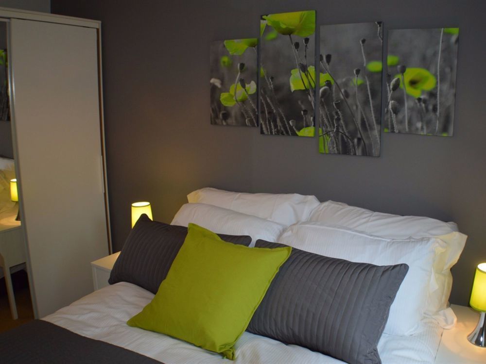 Inspired Apartments Salford  Luaran gambar